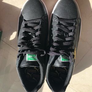 Puma low all black women’s shoes